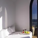 Lf & Daire Imerovigli (Santorini)